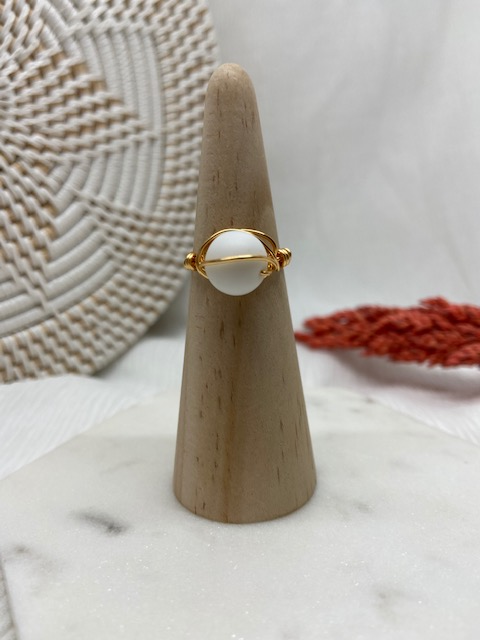 White Wire Wrapped Ring - Le'div Collections